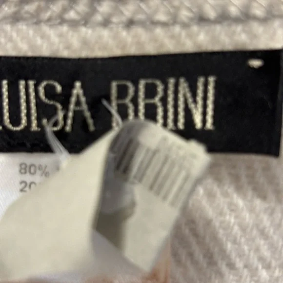 Elegant Cream and Gray Women's Sweater - Picture 3 of 4